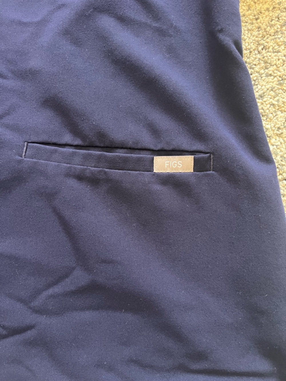 FIGS Scrubs Women’s Casma Top Size Large Livingston Pants Size Large Petite Navy - Picture 4 of 16